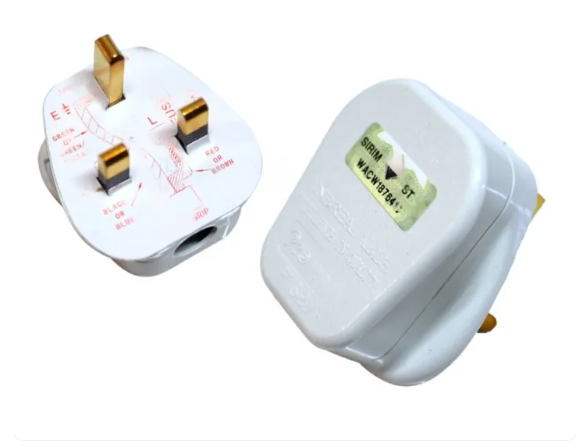 High-Quality 13A Fuse Plug Top