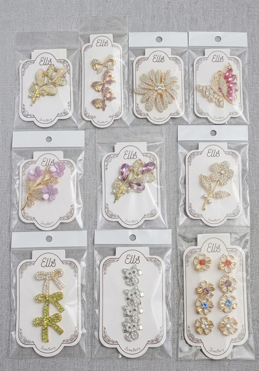 Ells Decorative Rhinestone Brooch Pins Set